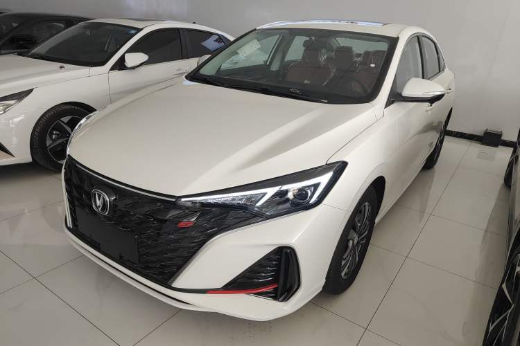 Used CHANGAN Eado 2025 PLUS 1.4T Dual-Clutch High-Energy Version Guazi used car, China used car export, Used car for sale, Used CHANGAN cars, Cheapest cars for sale