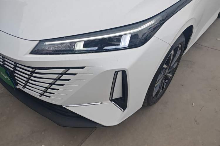Used CHANGAN Eado 2025 Blue Whale 1.5T 500Bar Prestige Model Left Front Headlight