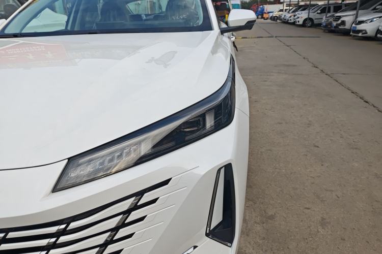 Used CHANGAN Eado 2025 Blue Whale 1.5T 500Bar Prestige Model Left Front Headlight
