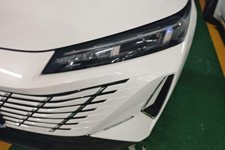 Used CHANGAN Eado 2025 Blue Whale 1.5T 500Bar Prestige Model Left Front Headlight