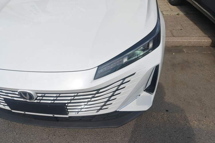 Used CHANGAN Eado 2025 Blue Whale 1.5T 500Bar Flagship Model Left Front Headlight