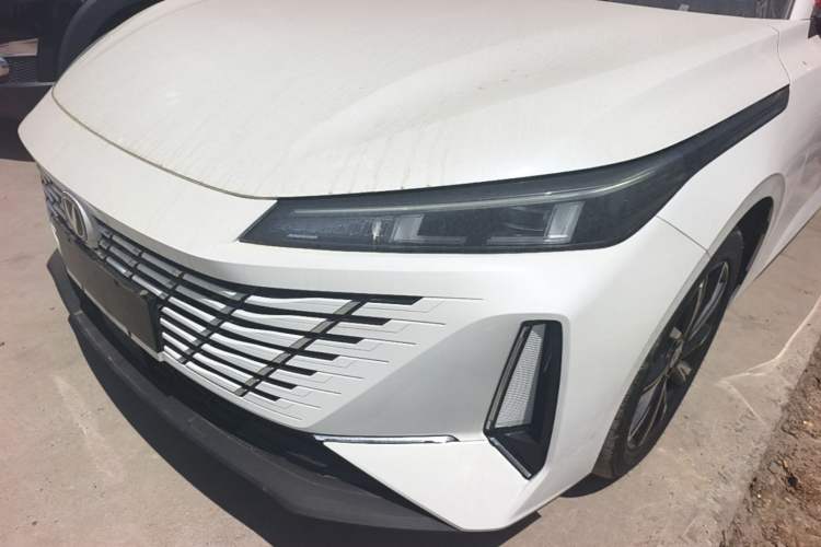 Used CHANGAN Eado 2025 Blue Whale 1.5T 500Bar Prestige Model Left Front Headlight