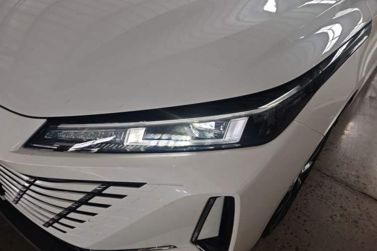 Used CHANGAN Eado 2025 Blue Whale 1.5T 500Bar Prestige Model Left Front Headlight