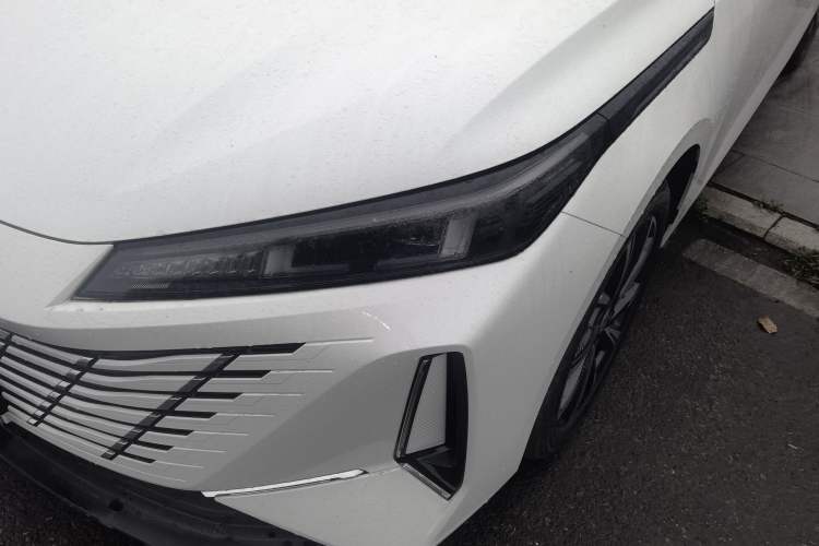 Used CHANGAN Eado 2025 Blue Whale 1.5T 500Bar Prestige Model Left Front Headlight