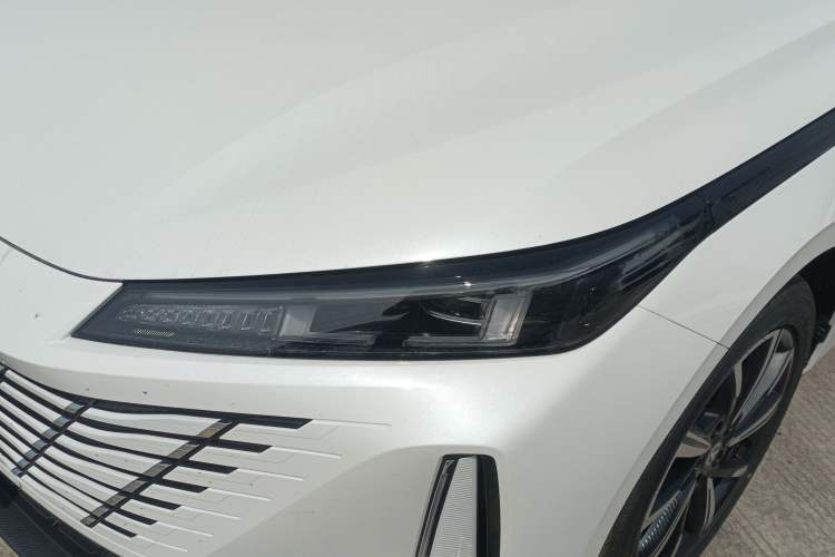 Used CHANGAN Eado 2025 Blue Whale 1.5T 500Bar Prestige Model Left Front Headlight