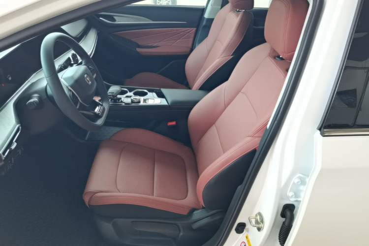 Used CHANGAN Eado 2025 PLUS 1.4T Dual-Clutch High-Energy Version Left Front Seat