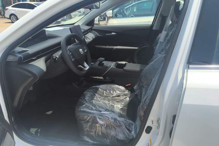 Used CHANGAN Eado 2025 Blue Whale 1.5T 500Bar Prestige Model Left Front Seat
