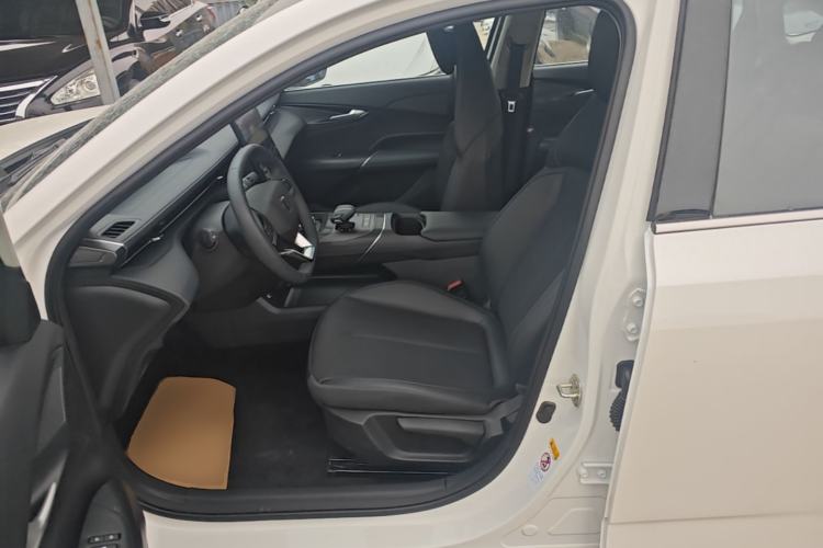 Used CHANGAN Eado 2025 Blue Whale 1.5T 500Bar Prestige Model Left Front Seat