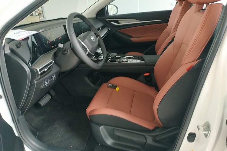Used CHANGAN Eado 2025 PLUS 1.4T Dual-Clutch High-Energy Version Left Front Seat