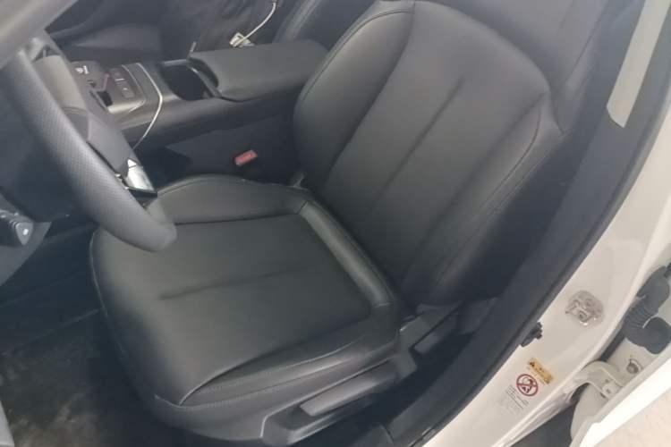 Used CHANGAN Eado 2025 Blue Whale 1.5T 500Bar Prestige Model Left Front Seat