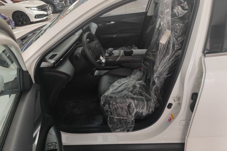 Used CHANGAN Eado 2025 Blue Whale 1.5T 500Bar Prestige Model Left Front Seat