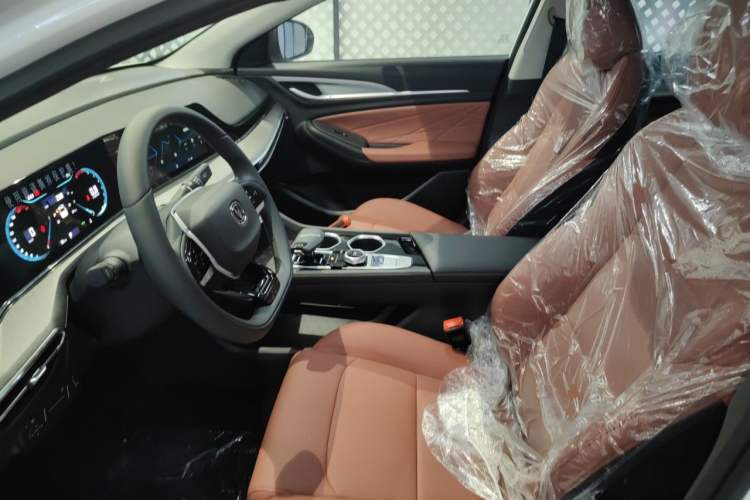 Used CHANGAN Eado 2025 PLUS 1.4T Dual-Clutch High-Energy Version Left Front Seat
