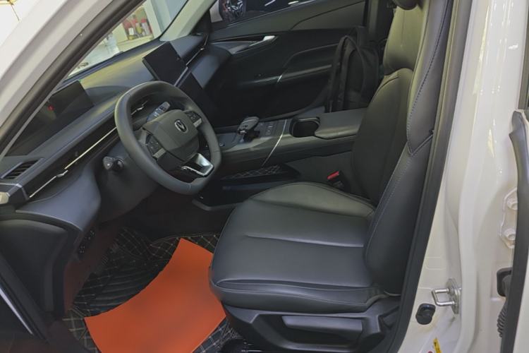 Used CHANGAN Eado 2025 Blue Whale 1.5T 500Bar Prestige Model Left Front Seat