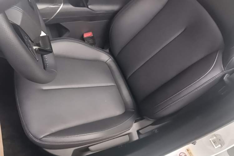 Used CHANGAN Eado 2025 Blue Whale 1.5T 500Bar Prestige Model Left Front Seat