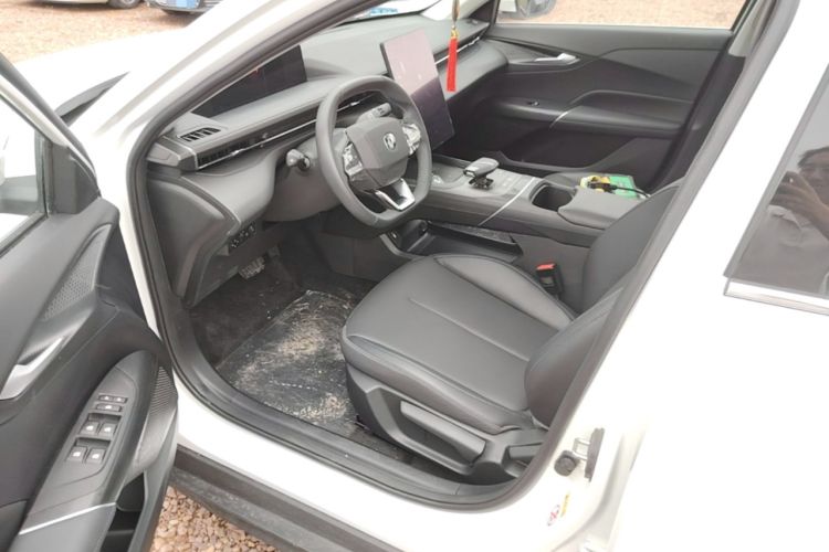 Used CHANGAN Eado 2025 Blue Whale 1.5T 500Bar Prestige Model Left Front Seat