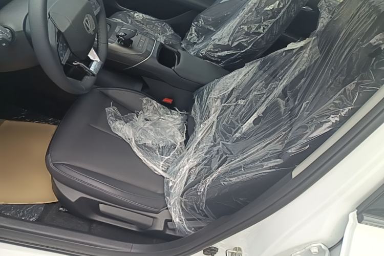 Used CHANGAN Eado 2025 Blue Whale 1.5T 500Bar Prestige Model Left Front Seat
