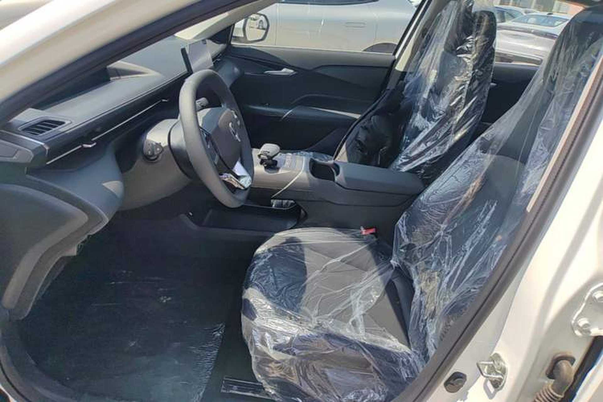 Used CHANGAN Eado 2025 Blue Whale 1.5T 500Bar Prestige Model Left Front Seat