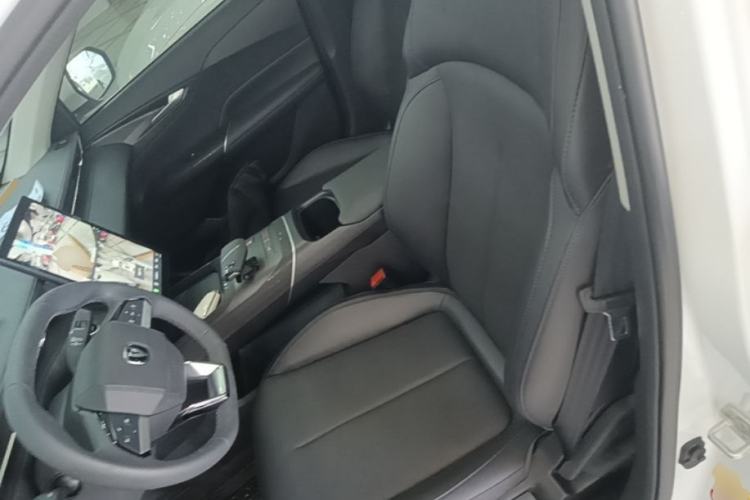 Used CHANGAN Eado 2025 Blue Whale 1.5T 500Bar Prestige Model Left Front Seat