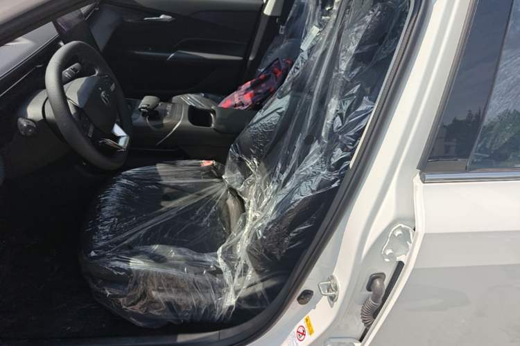 Used CHANGAN Eado 2025 Blue Whale 1.5T 500Bar Prestige Model Left Front Seat
