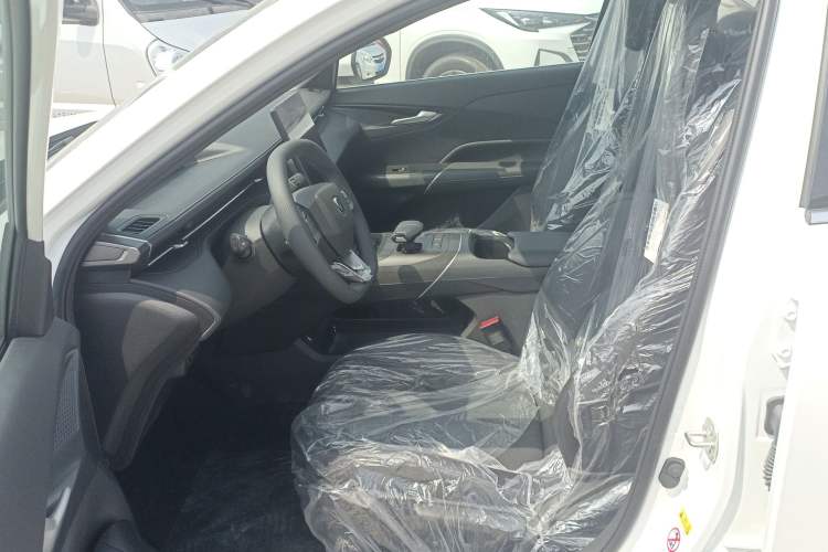 Used CHANGAN Eado 2025 Blue Whale 1.5T 500Bar Prestige Model Left Front Seat