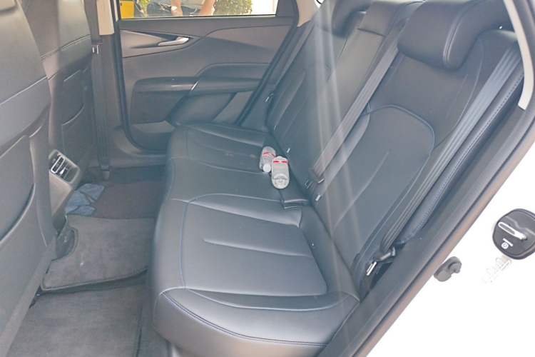 Used CHANGAN Eado 2025 Blue Whale 1.5T 500Bar Prestige Model Left Rear Seat