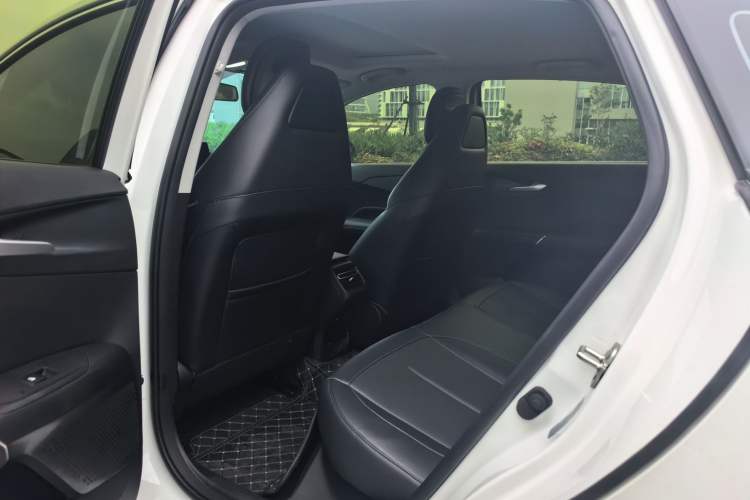 Used CHANGAN Eado 2025 Blue Whale 1.5T 500Bar Prestige Model Left Rear Seat