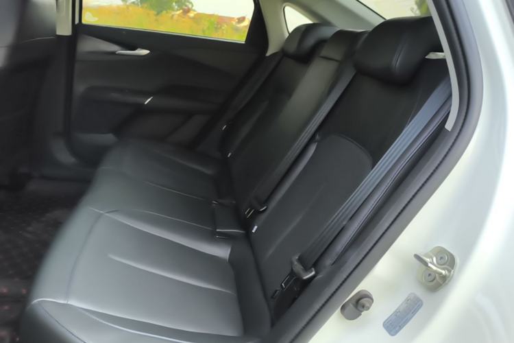 Used CHANGAN Eado 2025 Blue Whale 1.5T 500Bar Prestige Model Left Rear Seat