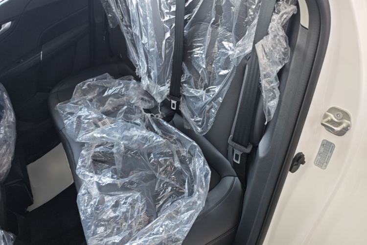 Used CHANGAN Eado 2025 Blue Whale 1.5T 500Bar Prestige Model Left Rear Seat