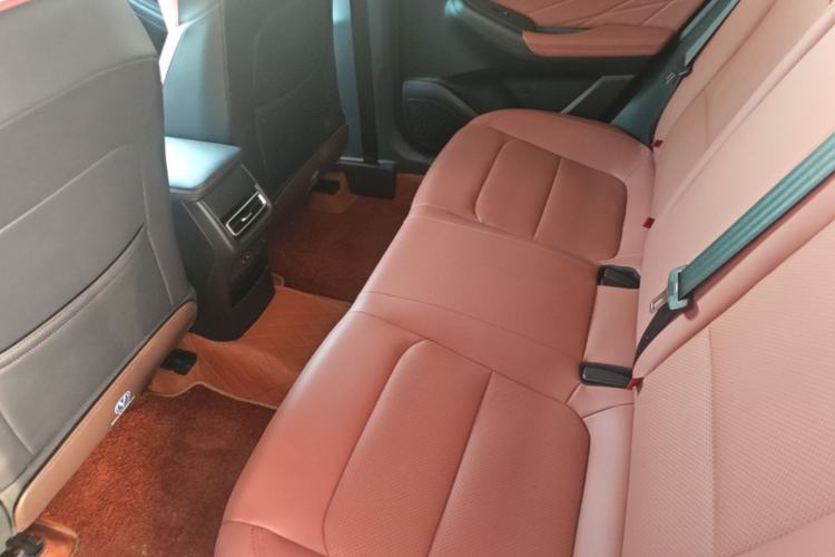 Used CHANGAN Eado 2025 PLUS 1.4T Dual-Clutch High-Energy Version Left Rear Seat