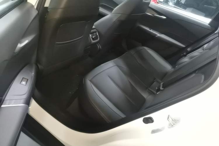 Used CHANGAN Eado 2025 Blue Whale 1.5T 500Bar Prestige Model Left Rear Seat
