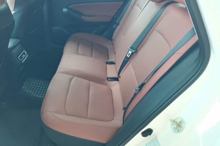 Used CHANGAN Eado 2025 PLUS 1.4T Dual-Clutch High-Energy Version Left Rear Seat