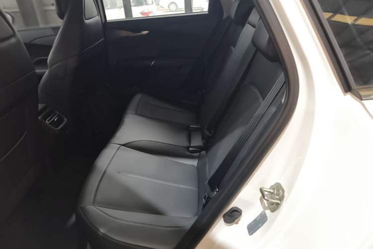 Used CHANGAN Eado 2025 Blue Whale 1.5T 500Bar Prestige Model Left Rear Seat