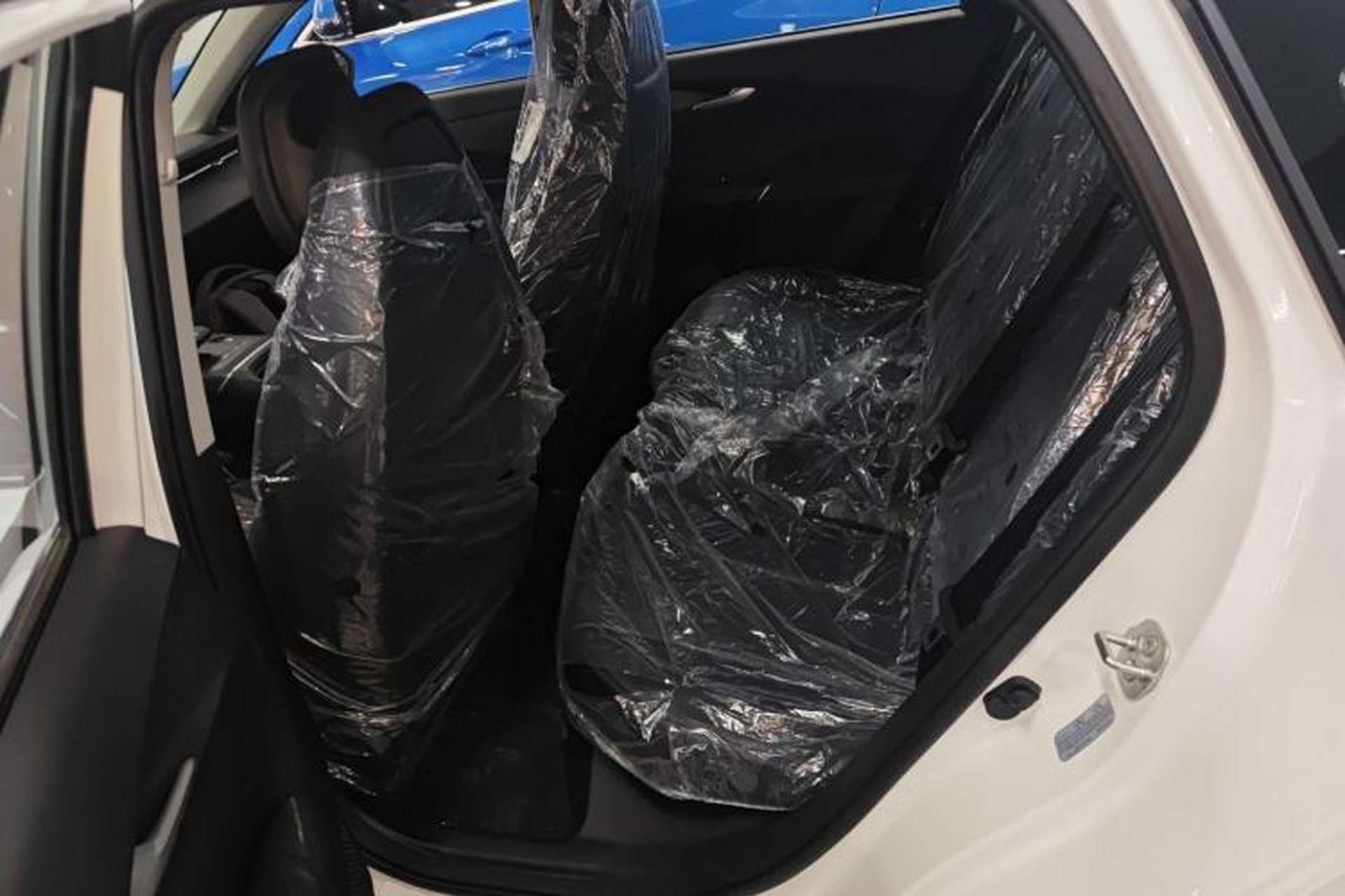 Used CHANGAN Eado 2025 Blue Whale 1.5T 500Bar Prestige Model Left Rear Seat