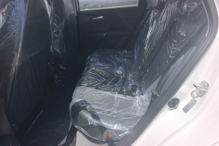 Used CHANGAN Eado 2025 Blue Whale 1.5T 500Bar Prestige Model Left Rear Seat