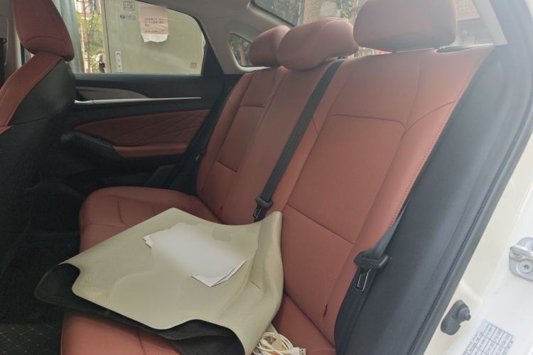 Used CHANGAN Eado 2025 PLUS 1.4T Dual-Clutch High-Energy Version Left Rear Seat