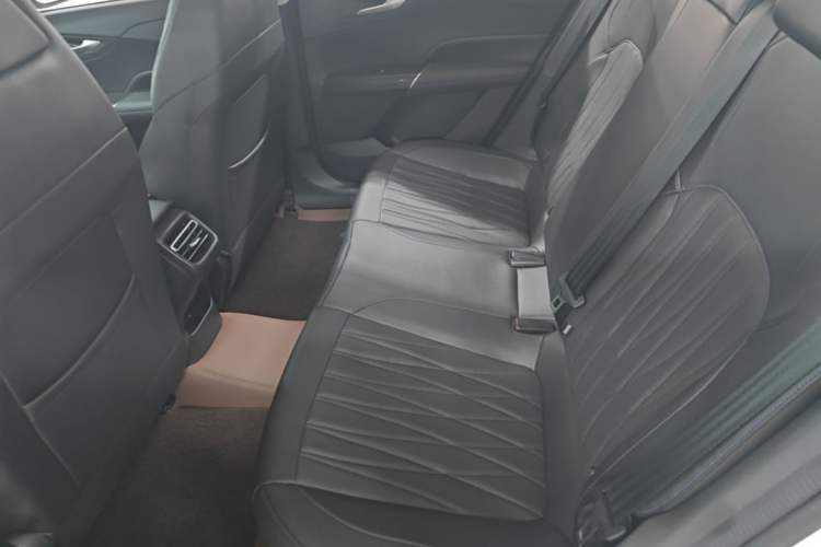 Used CHANGAN Eado 2025 Blue Whale 1.5T 500Bar Flagship Model Left Rear Seat
