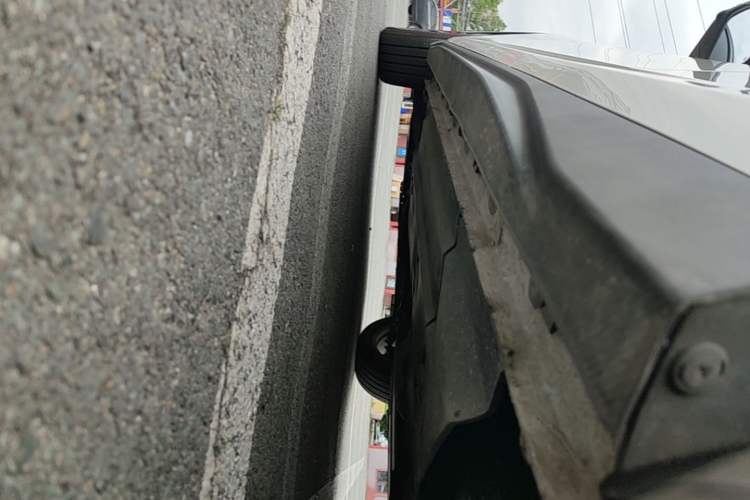 Used CHANGAN Eado 2025 Blue Whale 1.5T 500Bar Prestige Model Left Side Sill