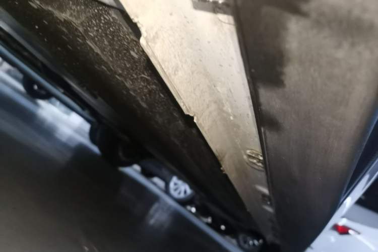 Used CHANGAN Eado 2025 Blue Whale 1.5T 500Bar Prestige Model Left Side Sill