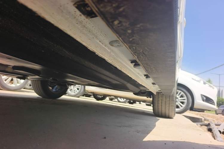 Used CHANGAN Eado 2025 Blue Whale 1.5T 500Bar Prestige Model Left Side Sill
