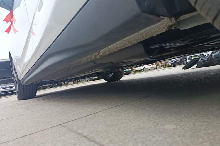 Used CHANGAN Eado 2025 Blue Whale 1.5T 500Bar Prestige Model Left Side Sill