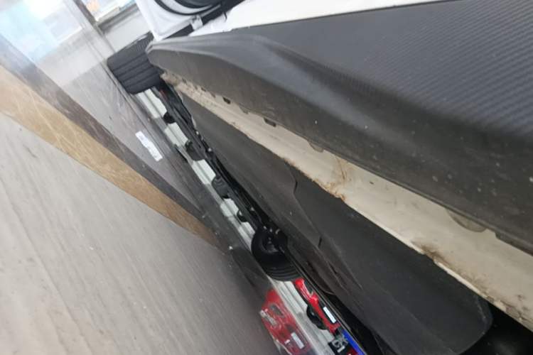 Used CHANGAN Eado 2025 Blue Whale 1.5T 500Bar Prestige Model Left Side Sill