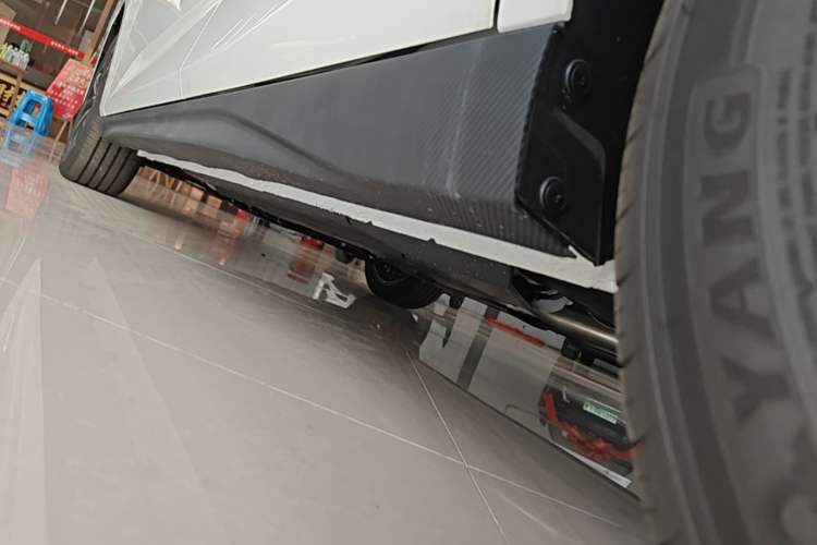 Used CHANGAN Eado 2025 Blue Whale 1.5T 500Bar Prestige Model Left Side Sill
