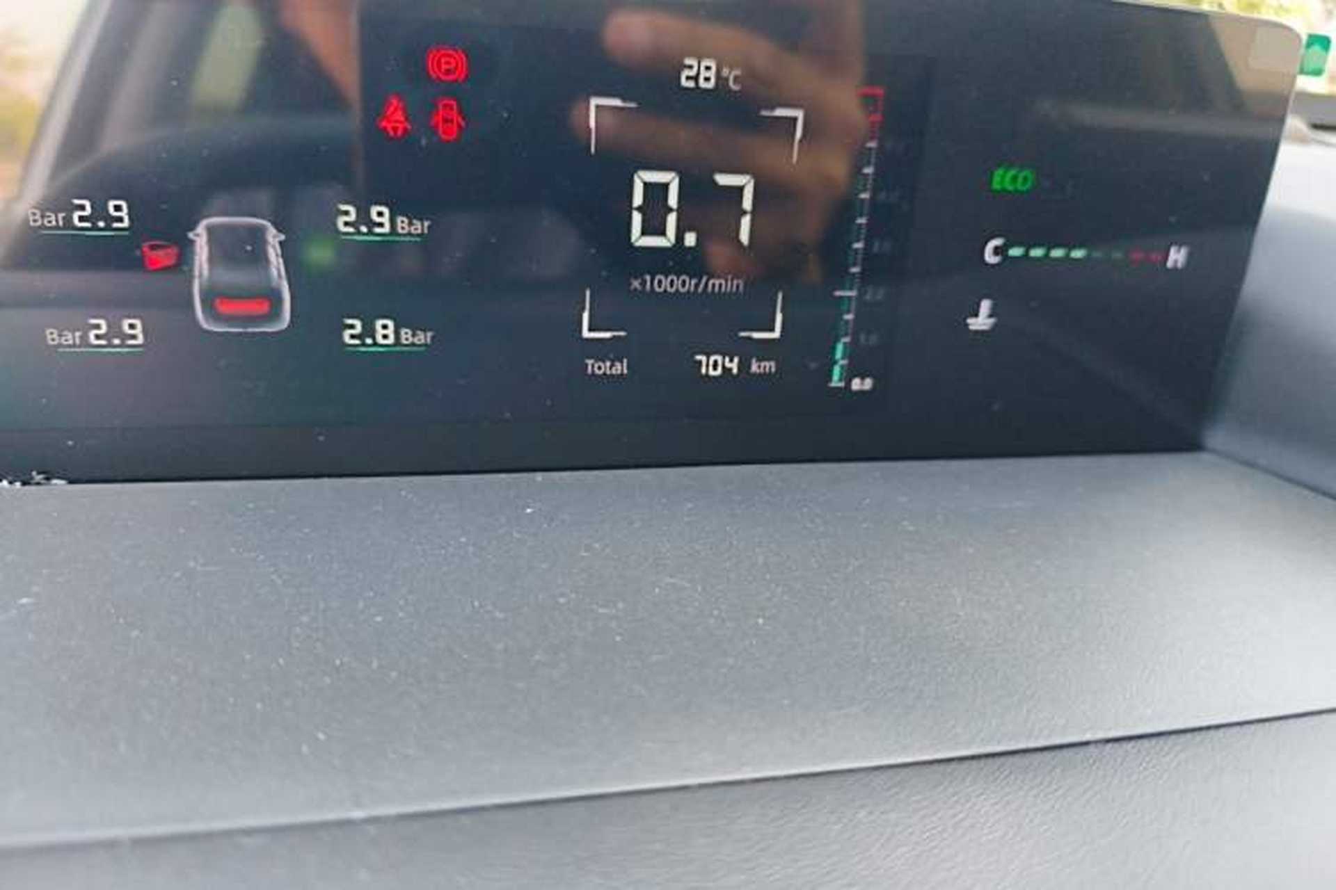 Used CHANGAN Eado 2025 Blue Whale 1.5T 500Bar Prestige Model Odometer Close Up
