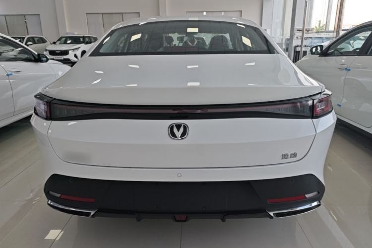 Used CHANGAN Eado 2025 Blue Whale 1.5T 500Bar Prestige Model Rear