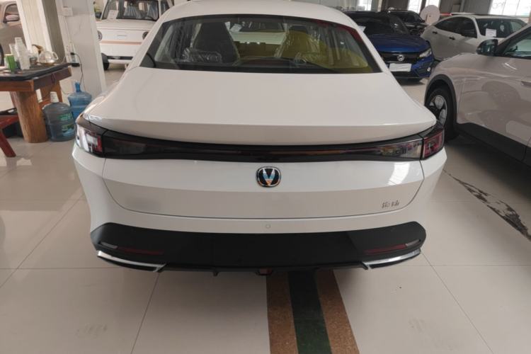 Used CHANGAN Eado 2025 Blue Whale 1.5T 500Bar Prestige Model Rear
