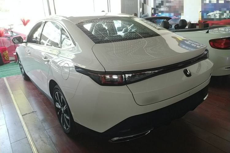 Used CHANGAN Eado 2025 Blue Whale 1.5T 500Bar Prestige Model Rear Left 45 Deg