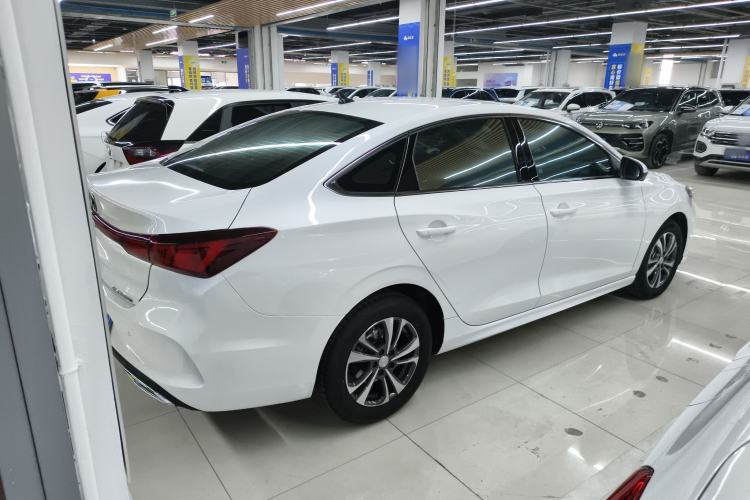 Used CHANGAN Eado 2025 PLUS 1.4T Dual-Clutch High-Energy Version Rear Right 45 Deg