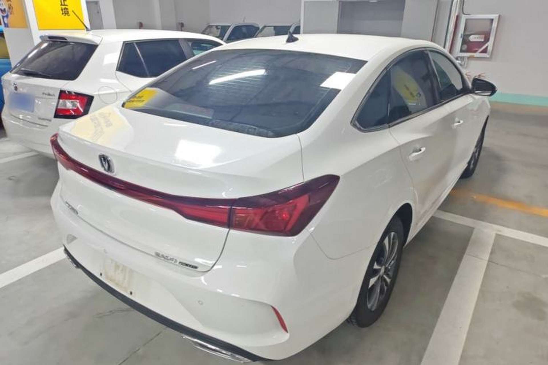 Used CHANGAN Eado 2025 PLUS 1.4T Dual-Clutch High-Energy Version Rear Right 45 Deg