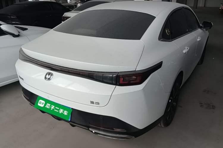 Used CHANGAN Eado 2025 Blue Whale 1.5T 500Bar Prestige Model Rear Right 45 Deg