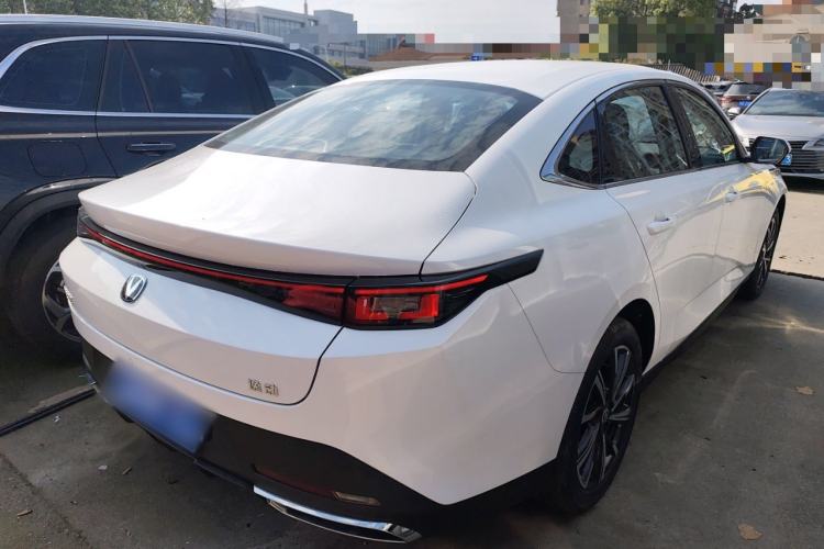 Used CHANGAN Eado 2025 Blue Whale 1.5T 500Bar Prestige Model Rear Right 45 Deg